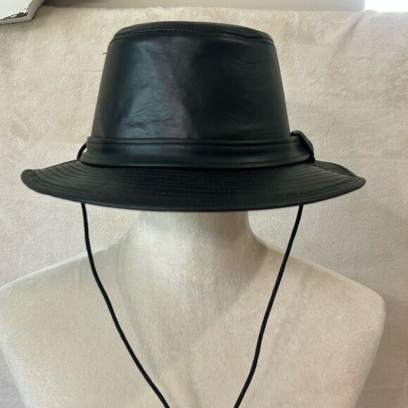 Vintage Fedora Hat Women's Size Med Color Black Leather USA Attached chin strap - Picture 2 of 11